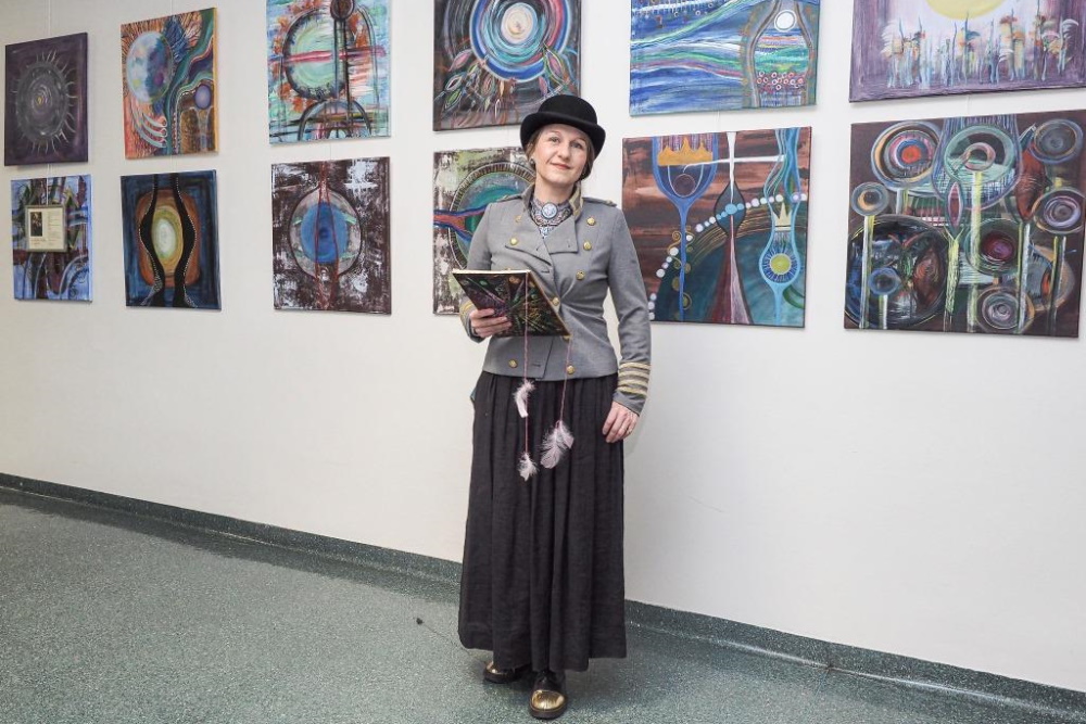 Neuro graphic artist Lina Magdalena Buje: painting helps to express untold